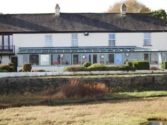 The Bay Horse Hotel And Restaurant Ulverston Exteriör bild