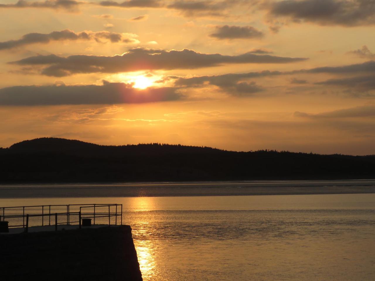 The Bay Horse Hotel And Restaurant Ulverston Exteriör bild