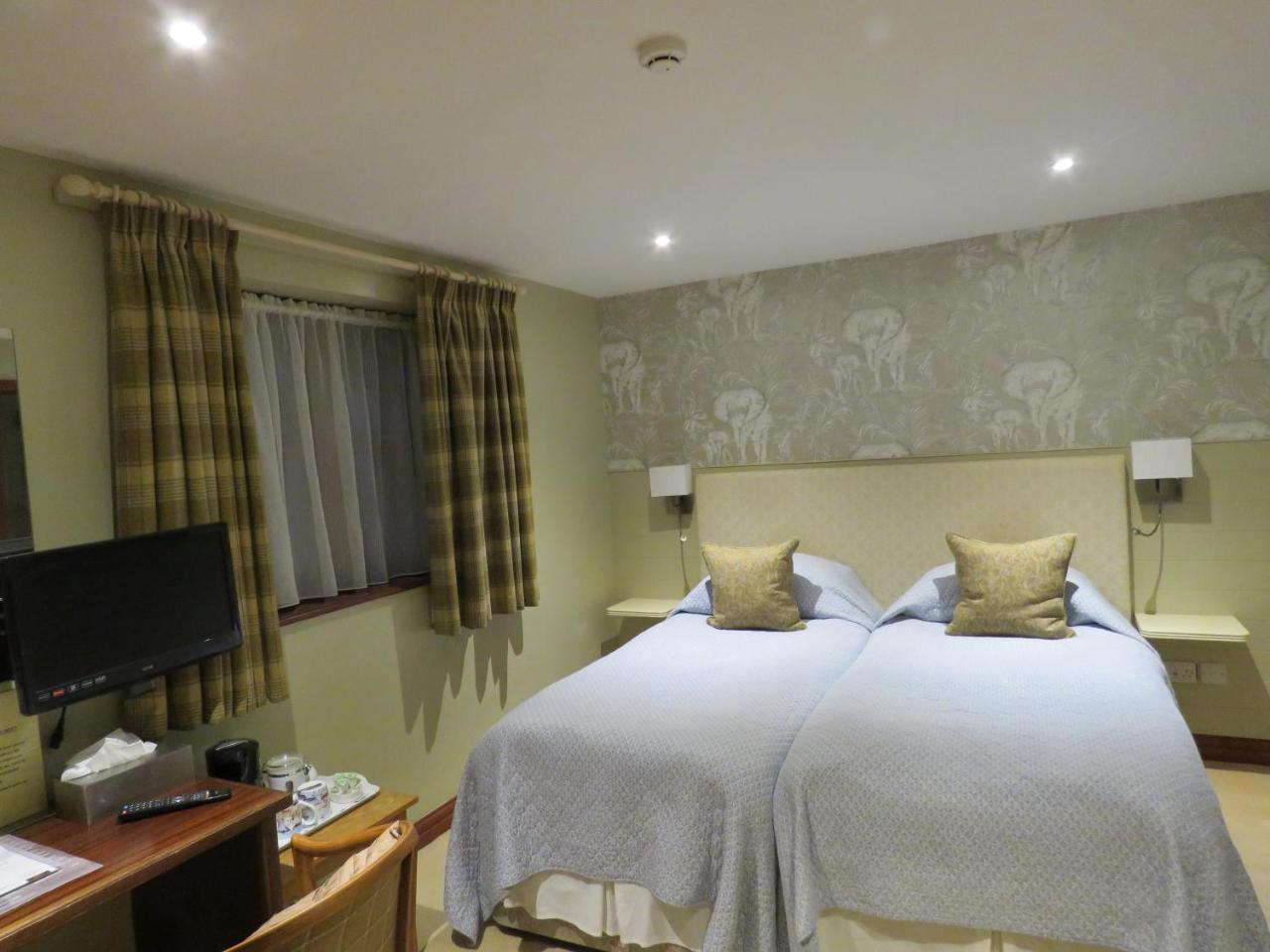 The Bay Horse Hotel And Restaurant Ulverston Exteriör bild